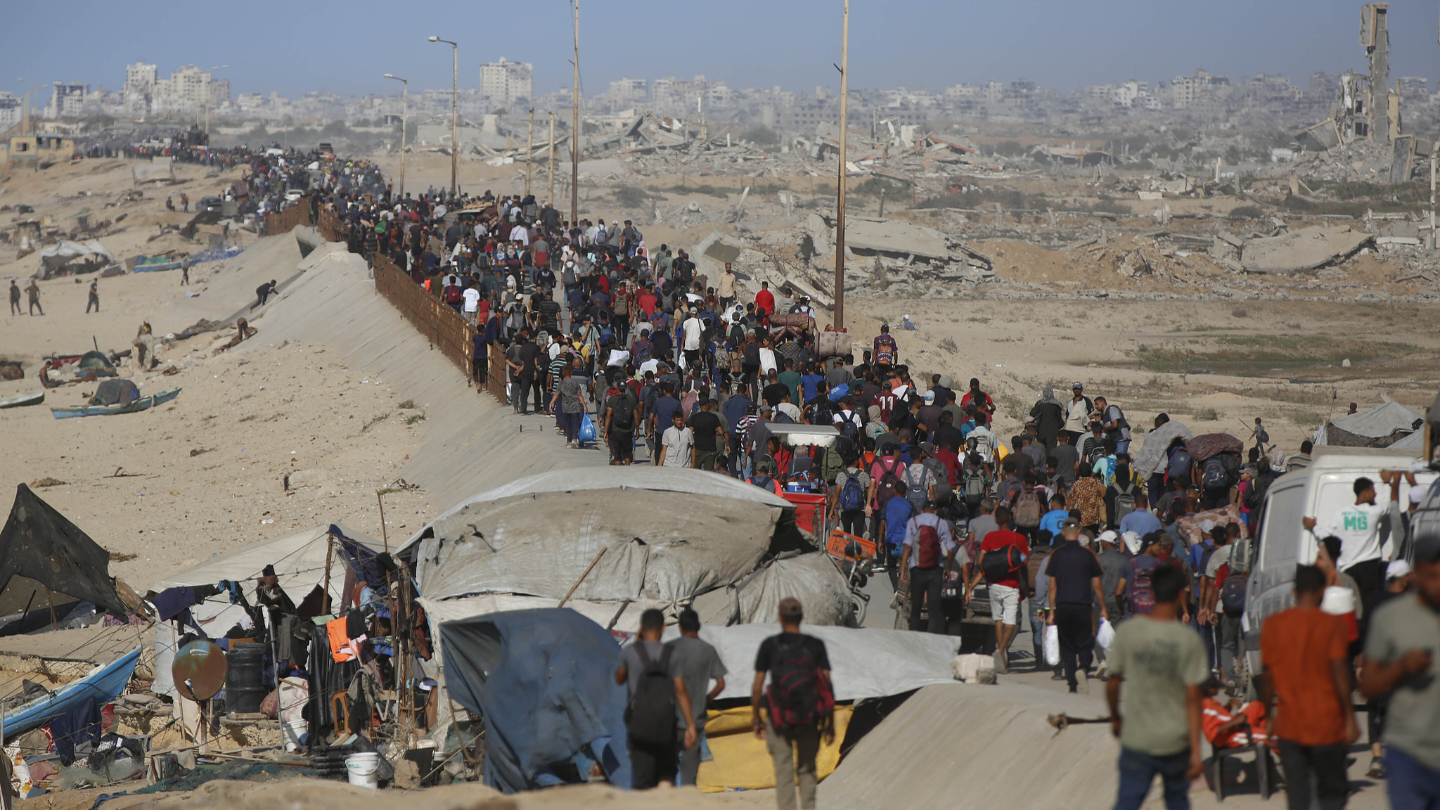 Wang Yi: China welcomes efforts to restore peace, save lives in Gaza