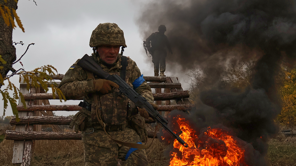 Ukrainian recruits attend drills at a training ground in Zaporizhzhia, October 11, 2025. /VCG