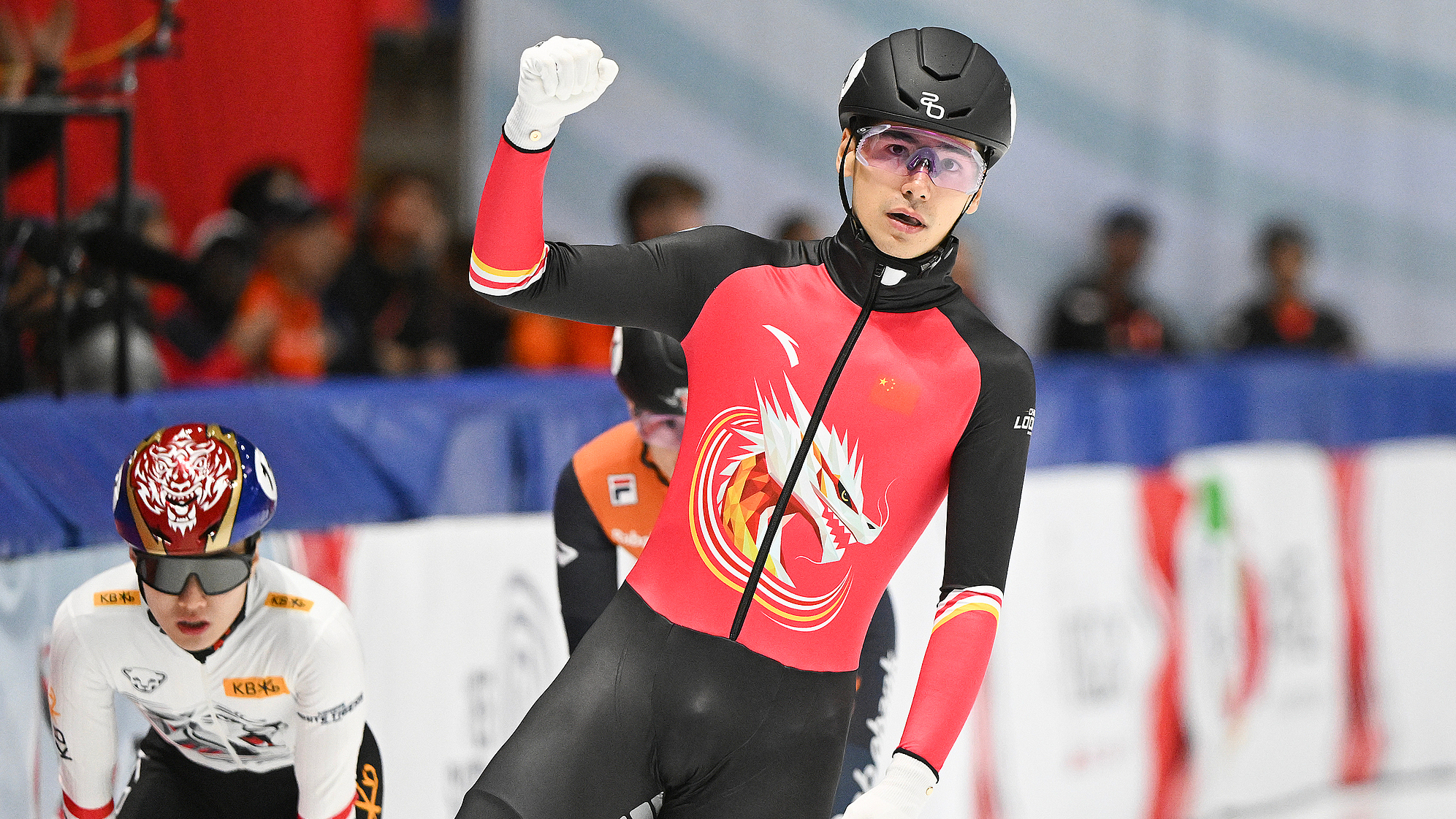 Liu shines as China clinch gold in mixed 2000m relay at ISU World Tour