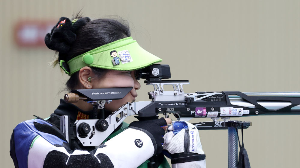 Han Jiayu wins women's 10m air rifle gold at 15th National Games