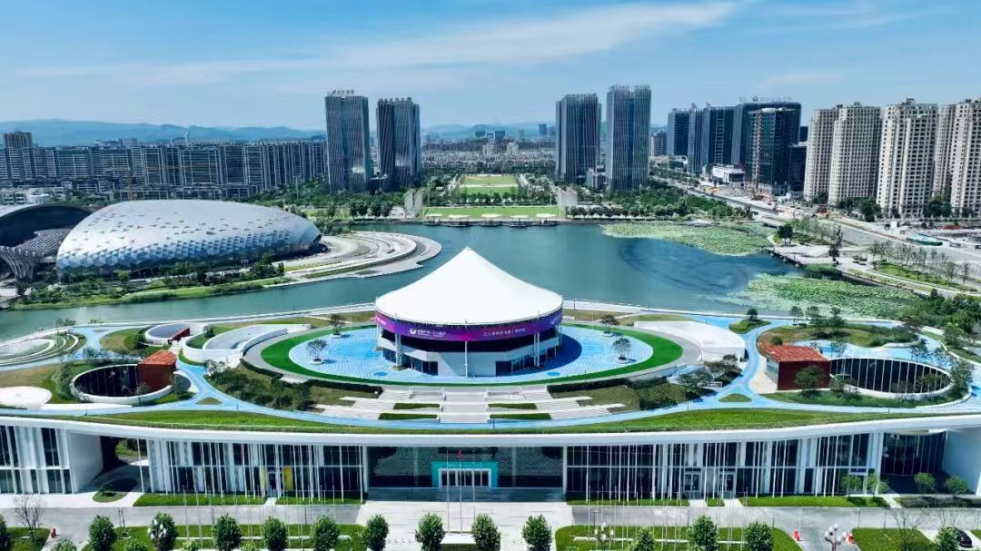Venue of the 2025 FIBA 3x3 World Tour Deqing: Deqing Geospatial Information Town 3x3 Basketball Court in Deqing County, east China's Zhejiang Province, October 11, 2025. /China Media Group