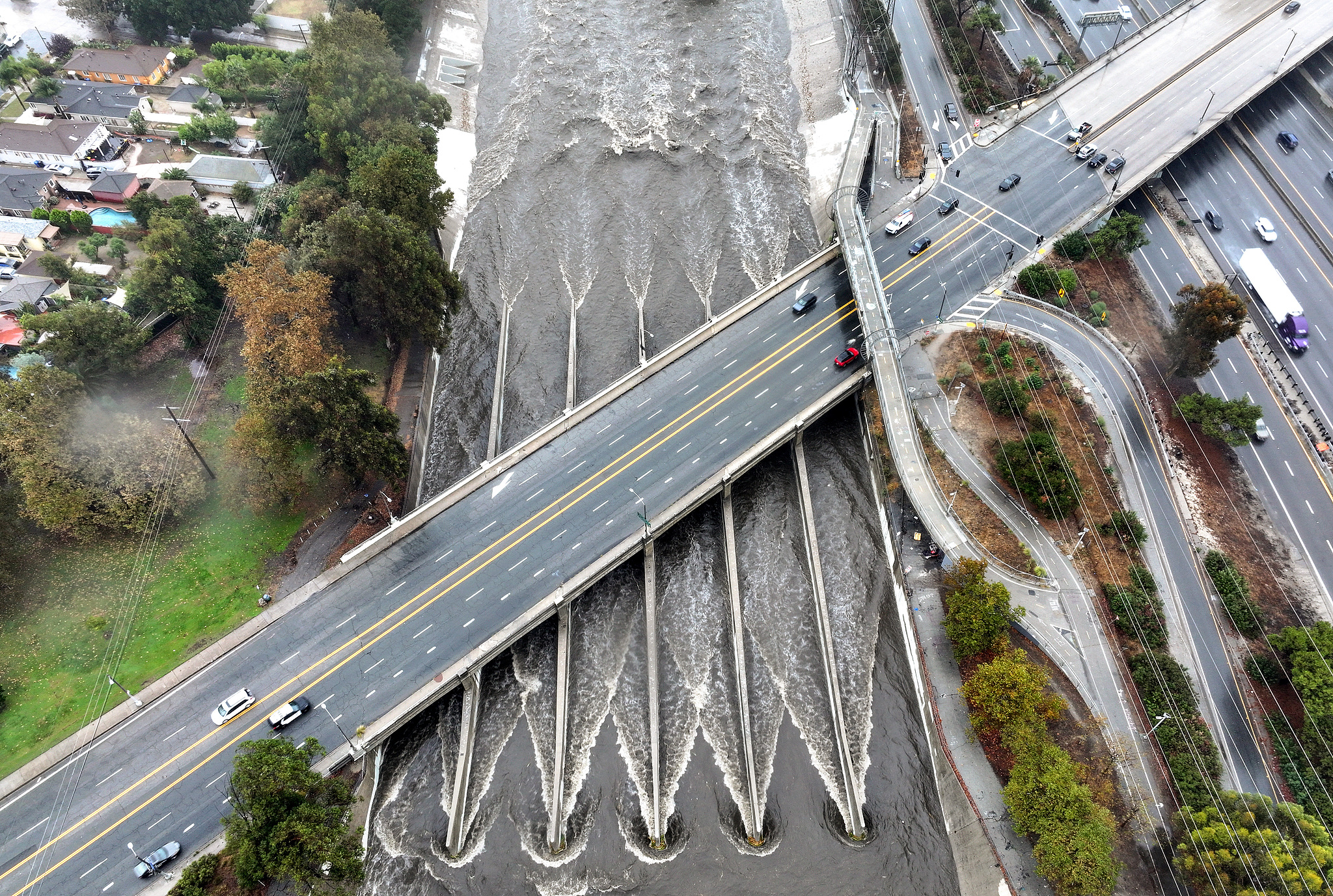 The rising Los Angeles River, California, the U.S., October 14, 2025. /VCG