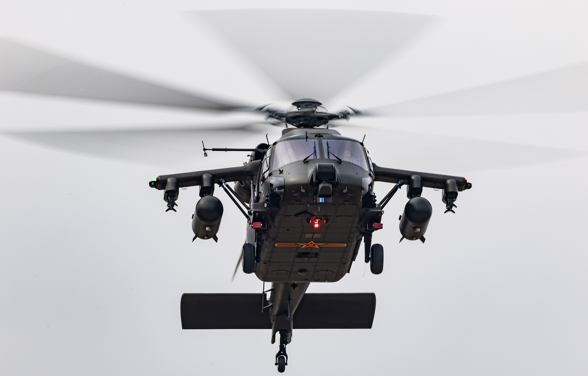 The Z-20T helicopter performs at the 7th China (Tianjin) International Helicopter Expo, October 16, 2025. /VCG