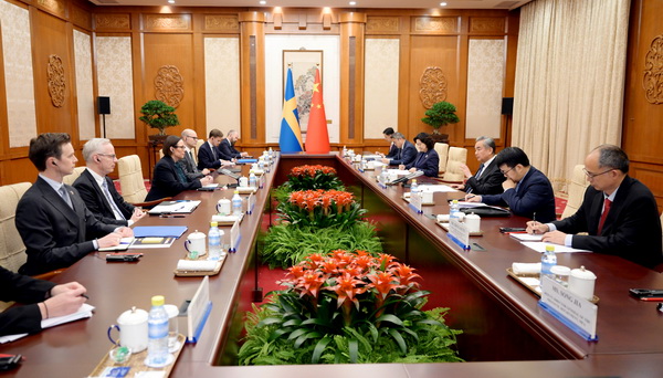 China to implement visa-free travel for Swedish nationals