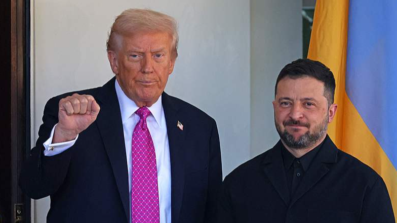 U.S. President Donald Trump gestures as he greets Ukrainian President Volodymyr Zelenskyy as he arrives for a meeting at the White House in Washington, D.C., U.S., October 17, 2025. /VCG