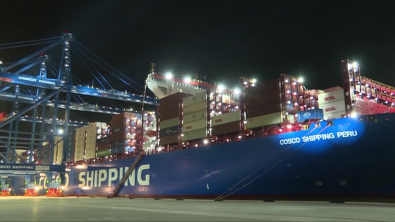 A cargo ship with containers sits in the Chancay Port in Lima, Peru, October 29, 2024. /VCG