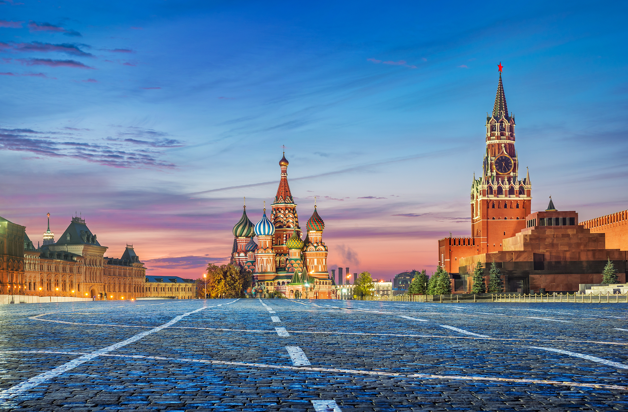 APEC Stories: Kremlin's Spasskaya Tower – Where time rings in Russia