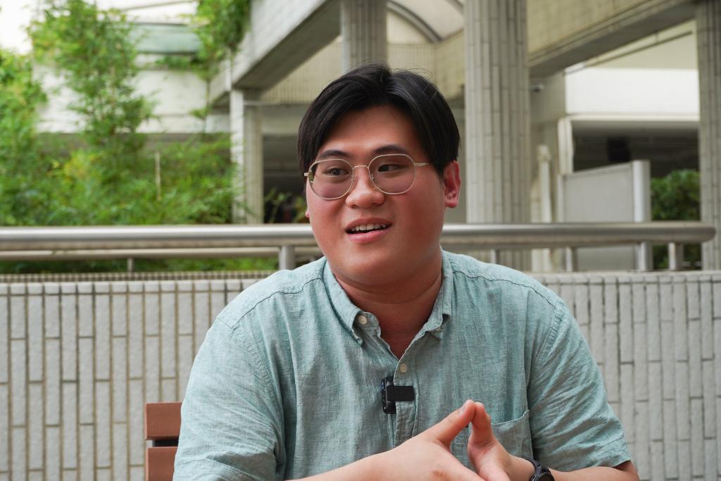 Chow Chi-chung interviewed by reporters at the University of Hong Kong, Hong Kong Special Administrative Region, China, May 22, 2025. /Xinhua