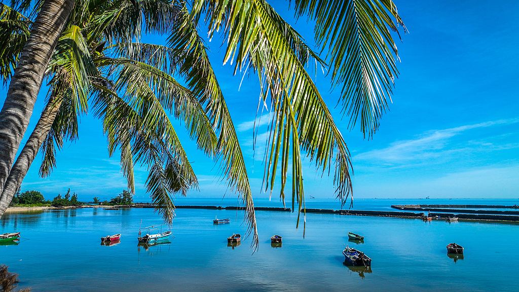 Ancient fishing village in Hainan revived into coastal resort