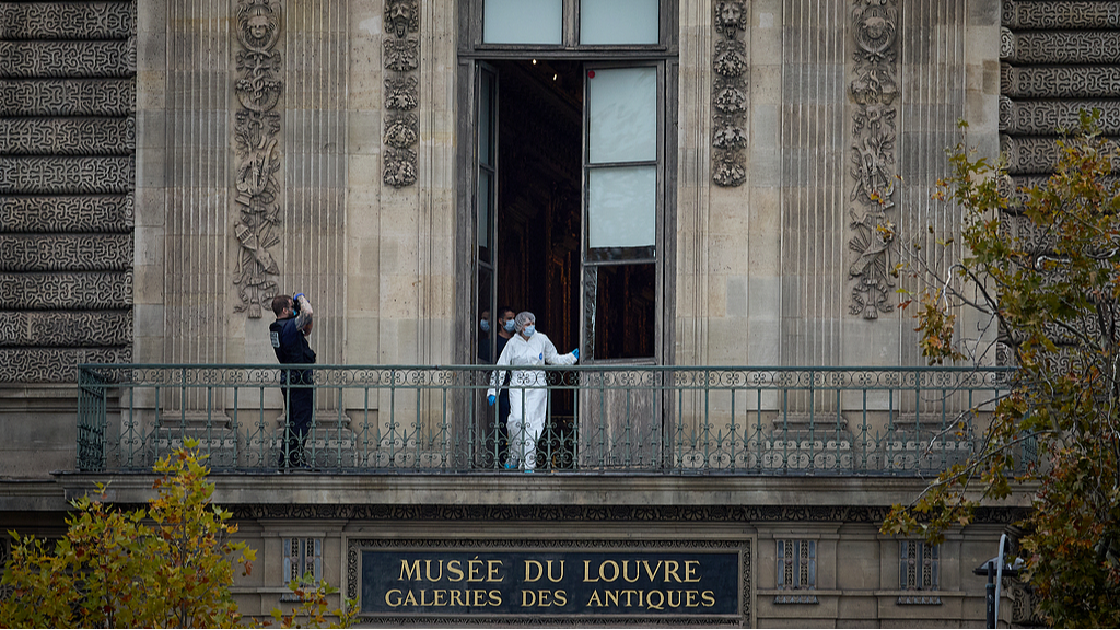Live: Latest on theft of priceless jewels at the Louvre on Sunday