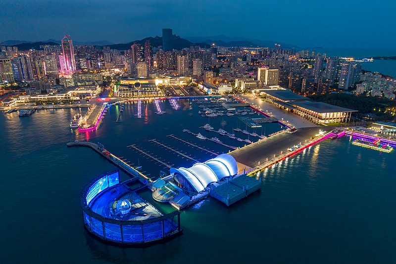 The night view of Qingdao Olympic Sailing Center, Shandong Province, China. /VCG 