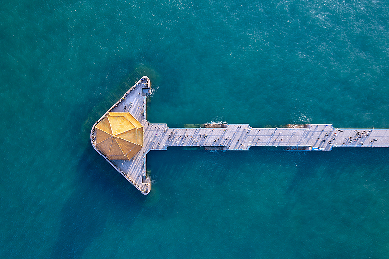 The view of the Zhanqiao Pier scenic spot in Qingdao, Shandong Province, China. /VCG