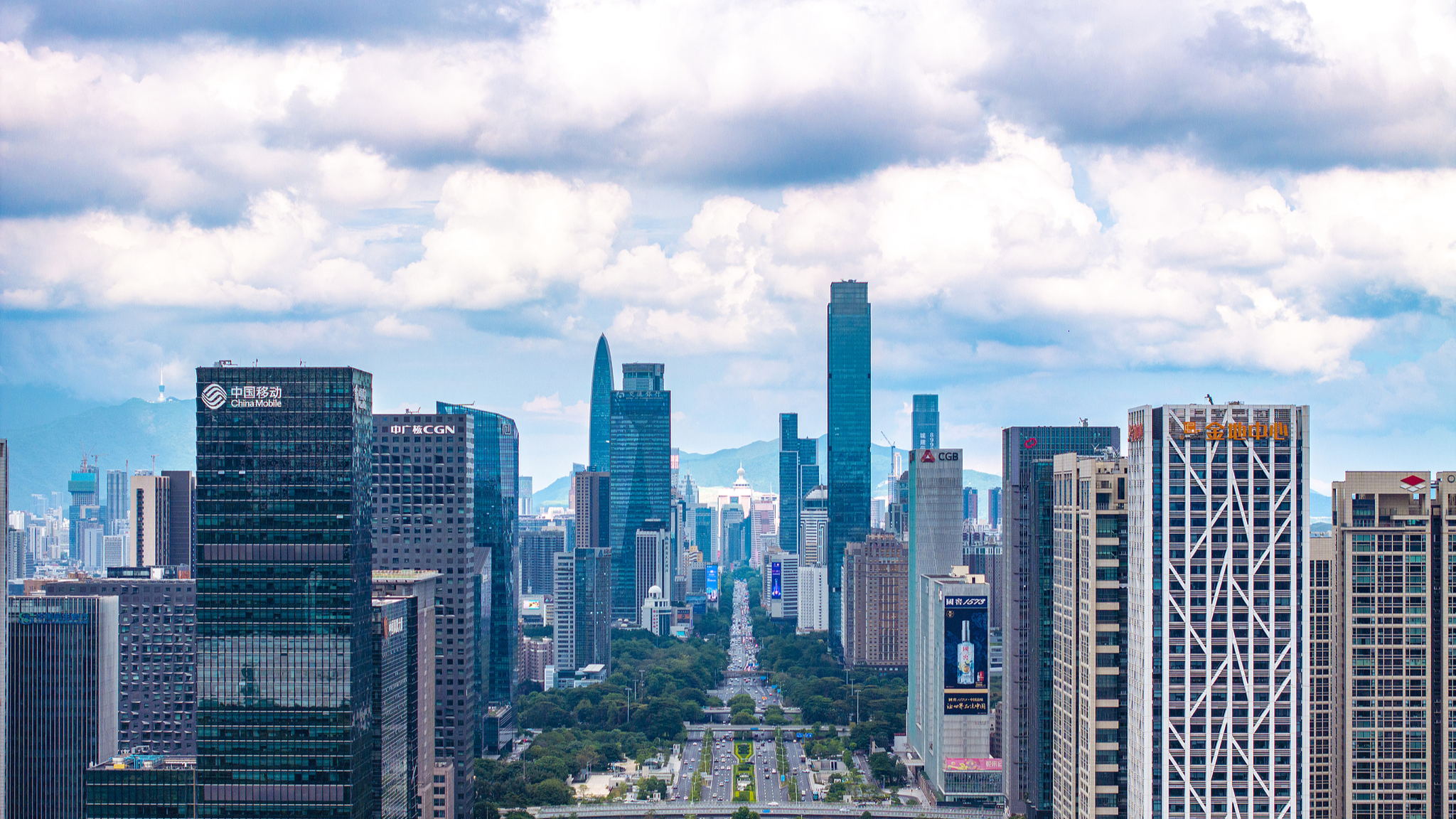 New proposals and economic signals from the fourth plenary session