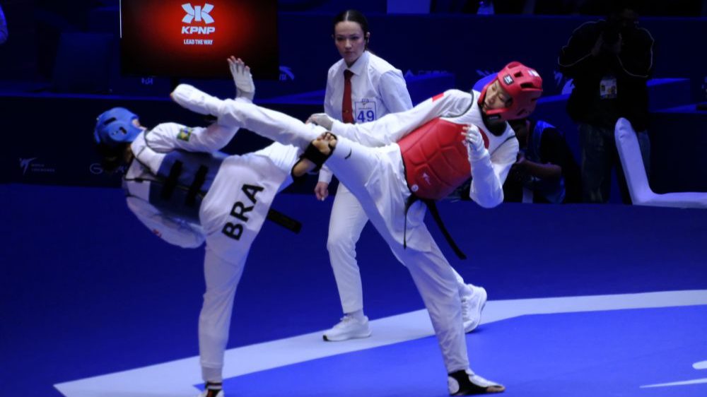 Luo Zongshi earns bronze for China at World Taekwondo Championships