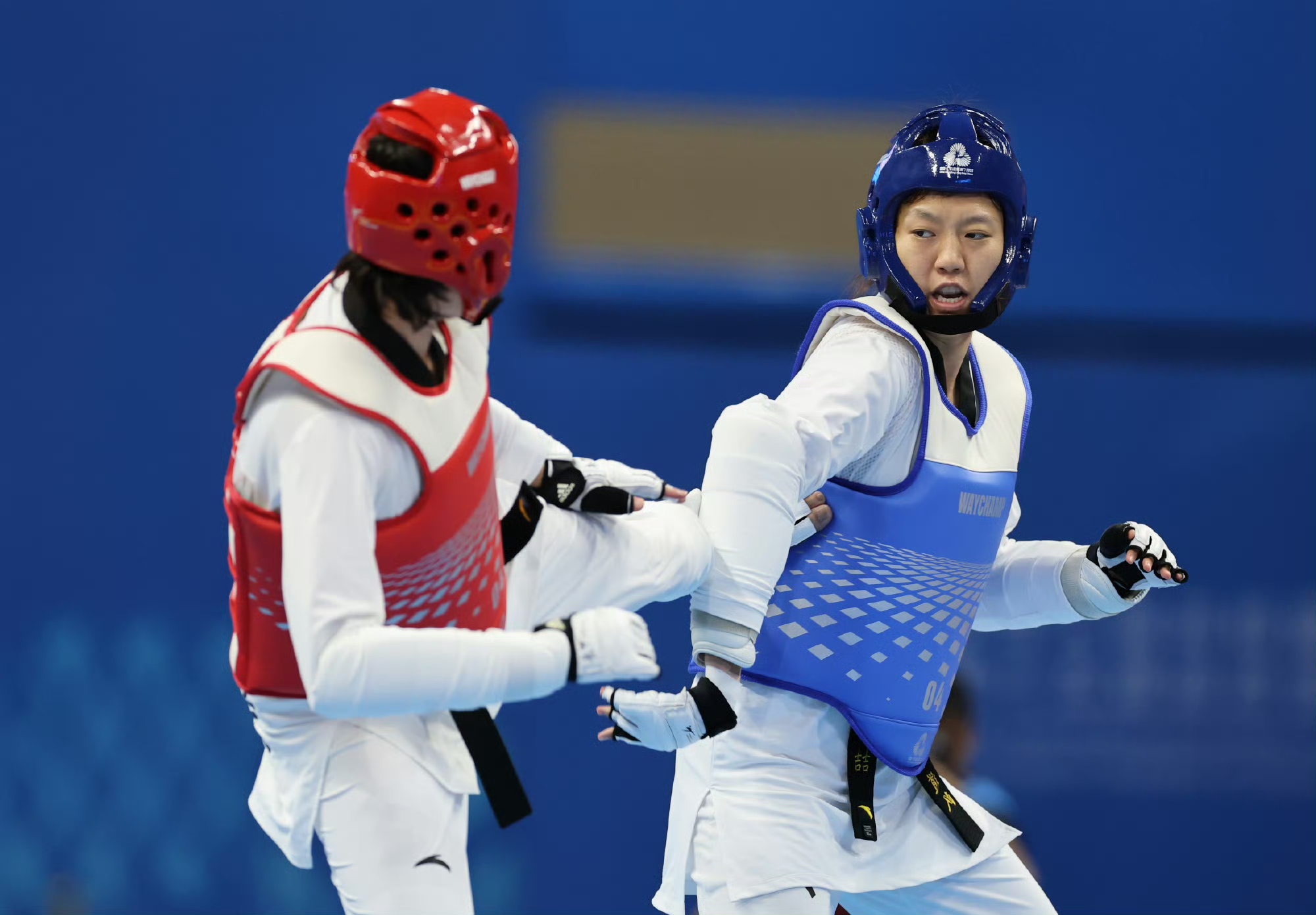 China's Mu Wenzhe lost in the semifinals to Uzbekistan's Svetlana Osipova in the women's +73 kilograms division at the 2025 World Taekwondo Championships in Wuxi, China, October 27, 2025. /Weibo