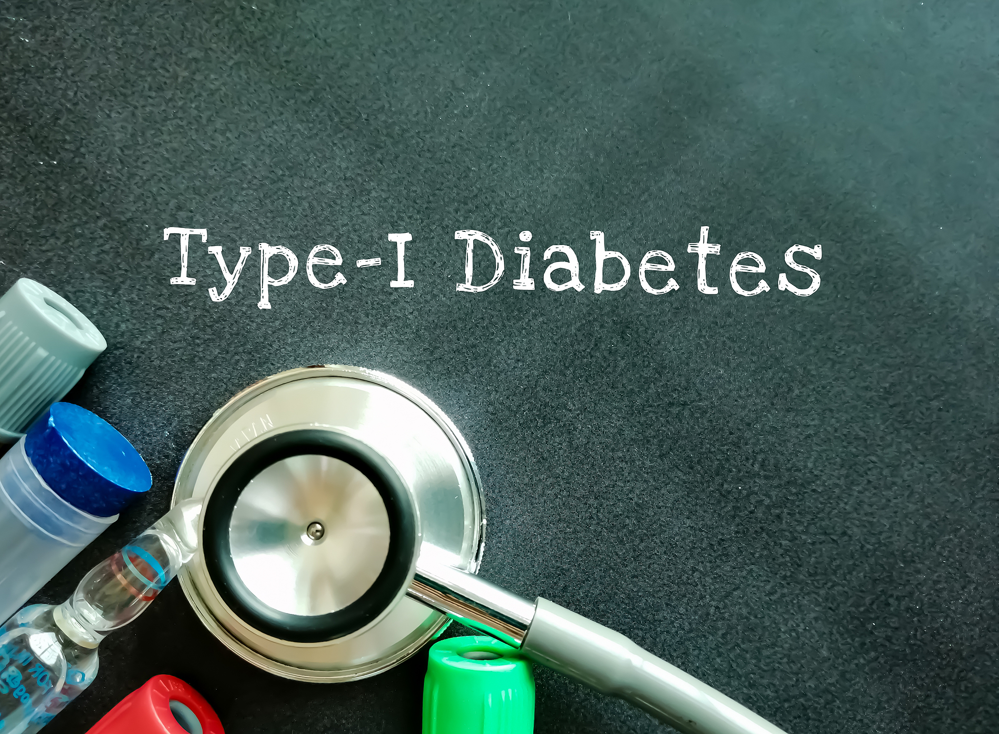Type 1 diabetes is a chronic condition where the patients 's immune system attacks and destroys the insulin-producing beta cells in the pancreas, resulting in little or no insulin production. /VCG 