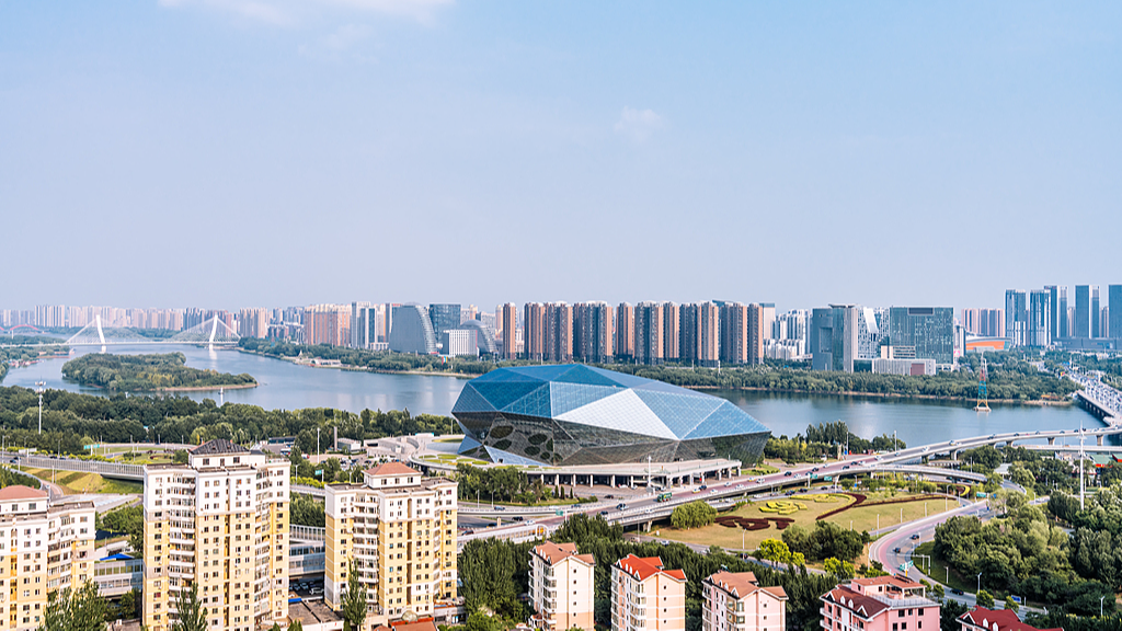 Live: Shenyang's captivating diamond-like landmark in NE China