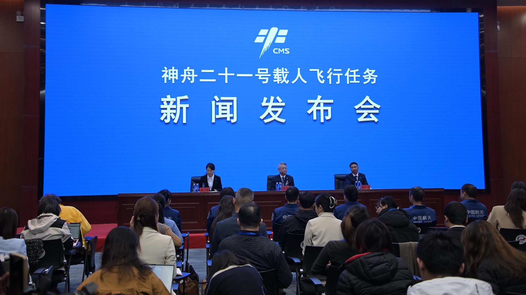 Hong Kong, Macao astronauts in good health after rigorous training