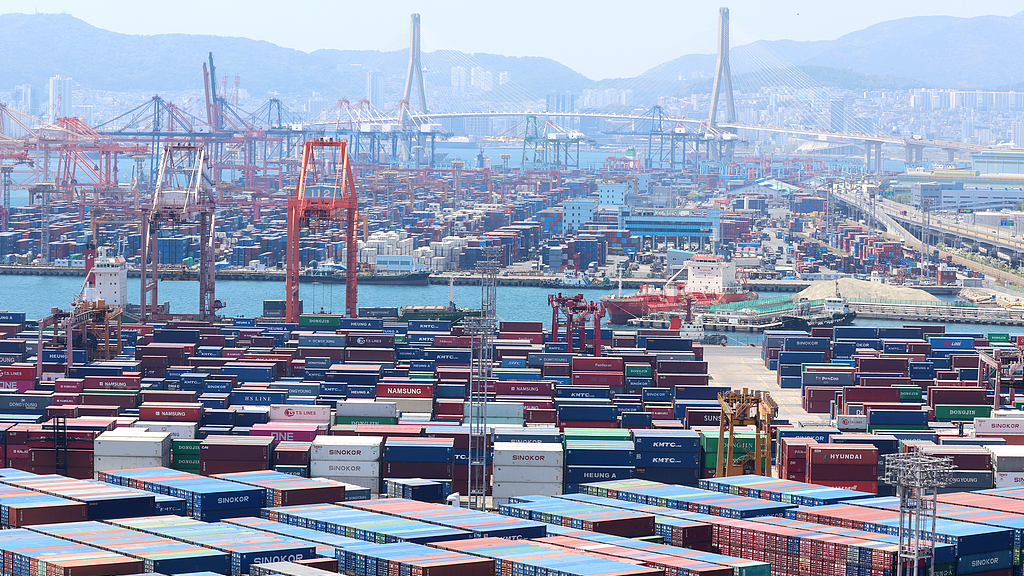 Containers at Busan Port, Republic of Korea, April 30, 2025. /VCG