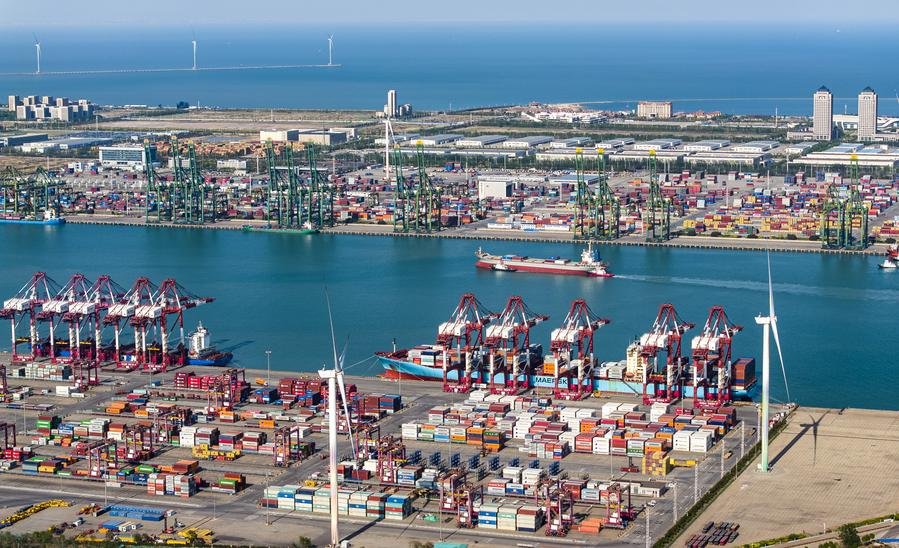 A cargo ship navigating at Tianjin Port in north China's Tianjin, April 25, 2025. /Xinhua