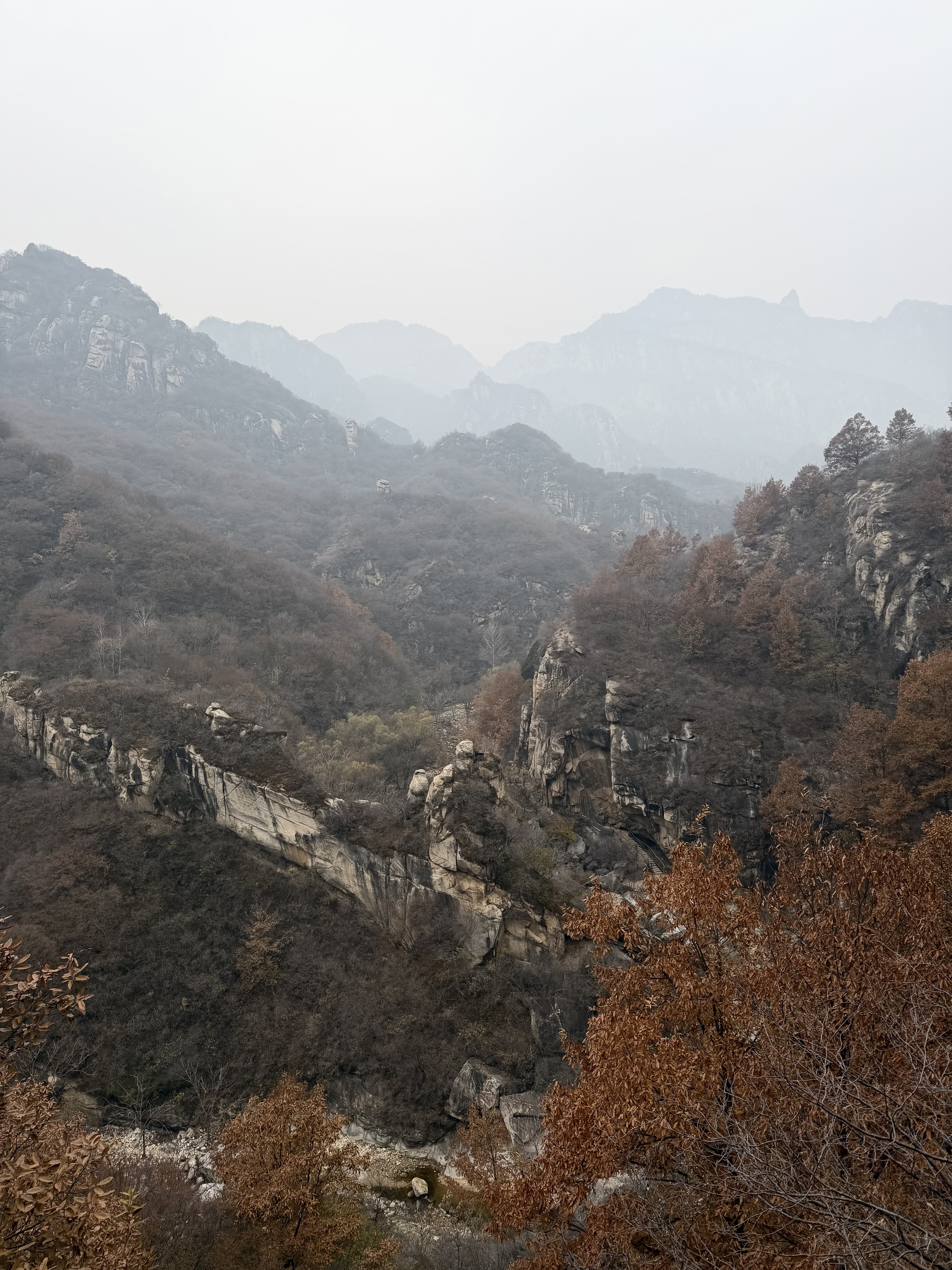 Jingling Valley in Miyun District, Beijing is seen on November 6, 2025. /CGTN