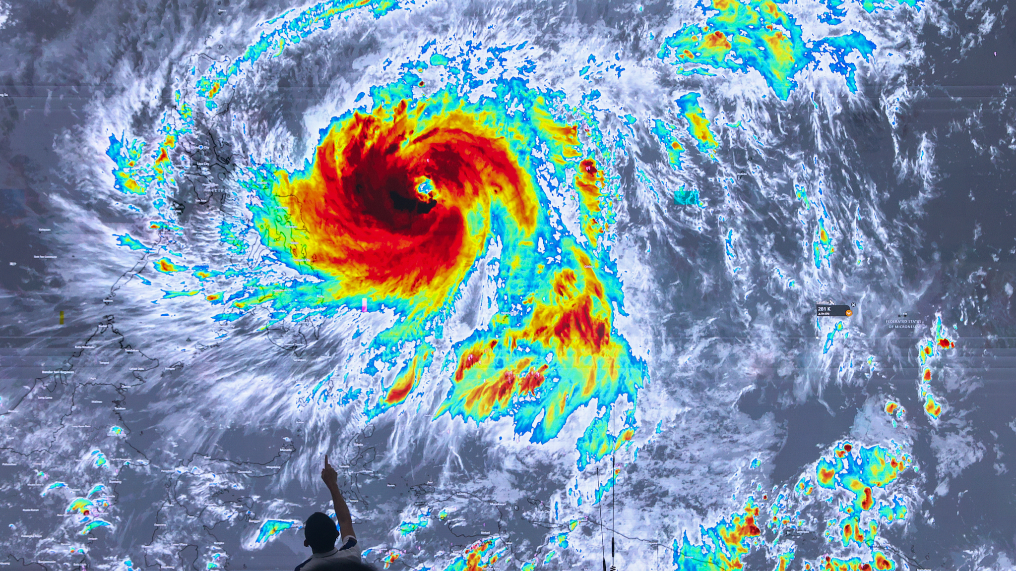 Philippines halts search for typhoon dead as huge new storm nears