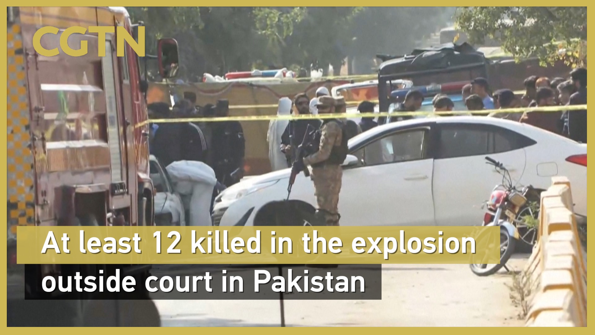 At least 12 killed in the explosion outside court in Pakistan