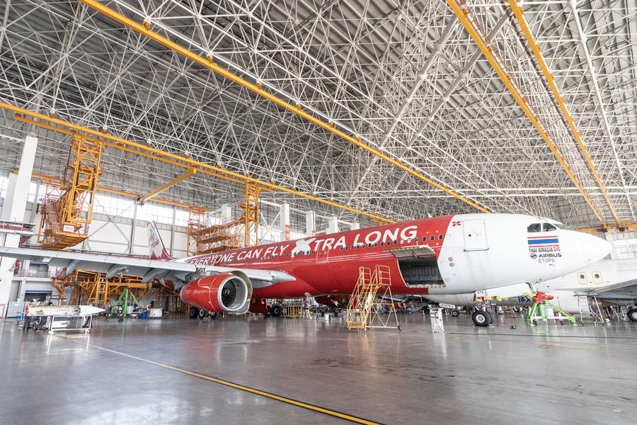 An inbound plane is under maintenance at a one-stop aircraft maintenance base in Hainan Free Trade Port in Haikou, south China's Hainan Province, February 17, 2025. /Xinhua