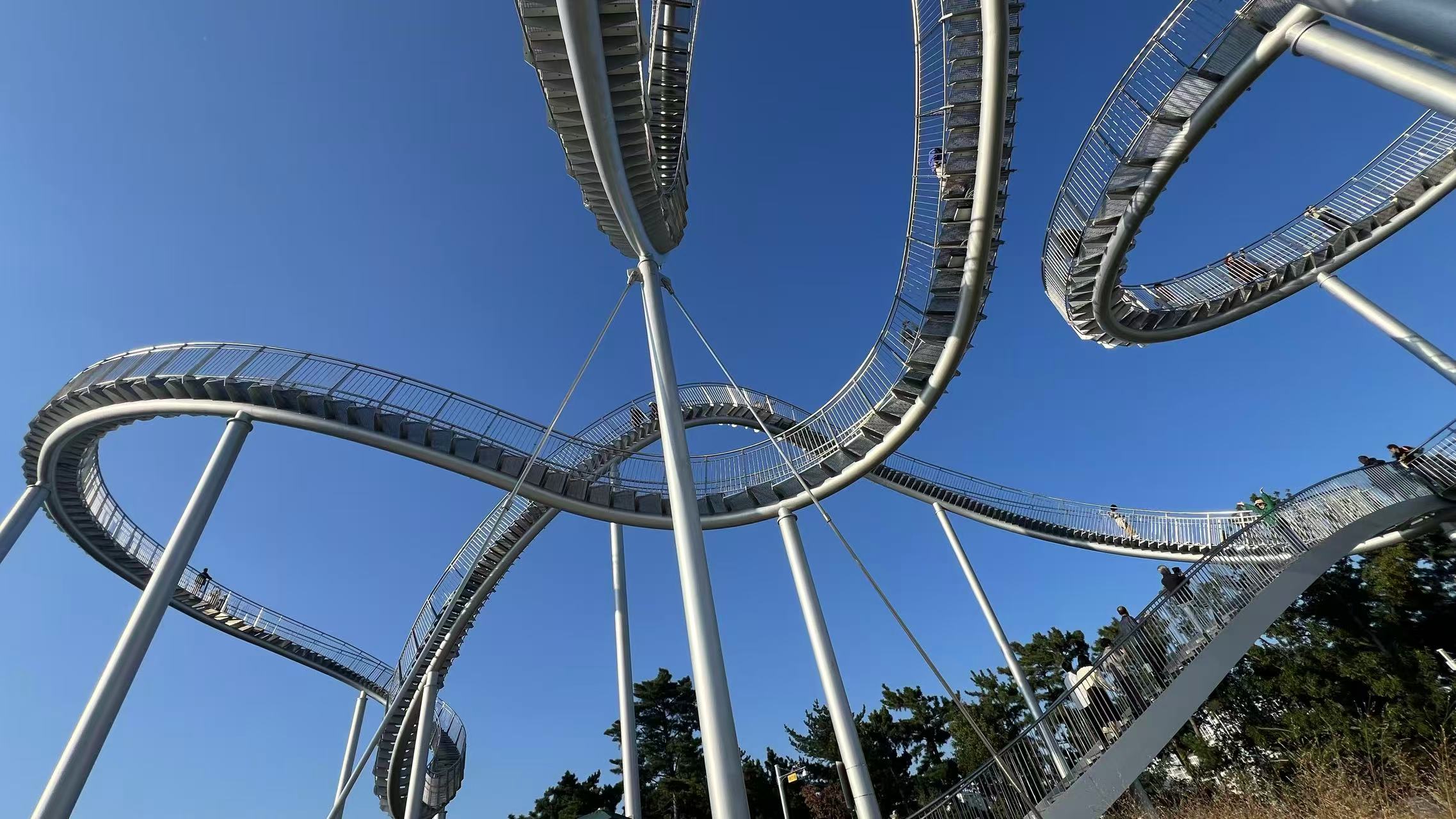 The Space Walk sits at Hwanho Park in Pohang, October 29, 2025. /CGTN