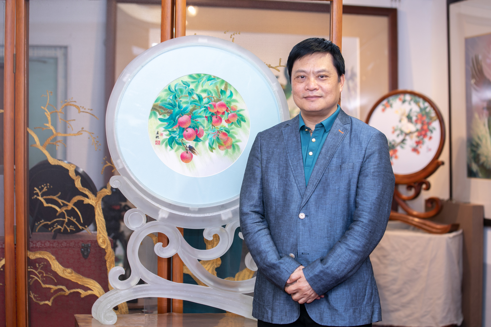 Tan Zhanpeng, perwakilan pewaris benda warisan budaya takbenda provinsi Guangdong, Guangxiu /VCG