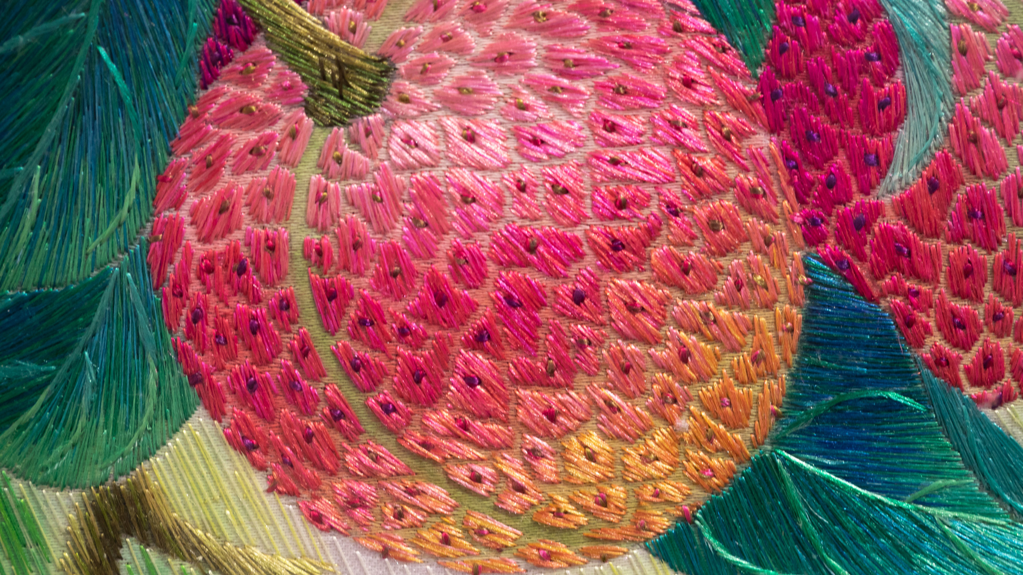 Cantonese embroidery brings lychee culture to life