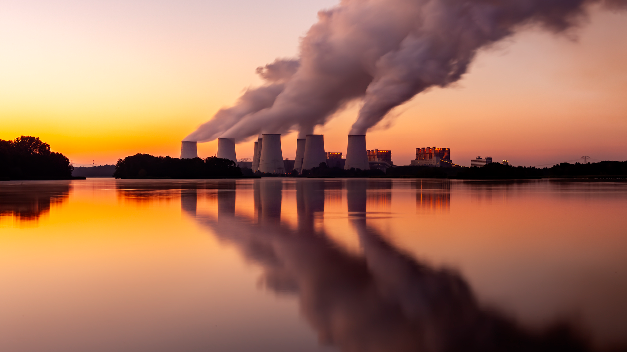 Global CO2 emissions to hit record high in 2025