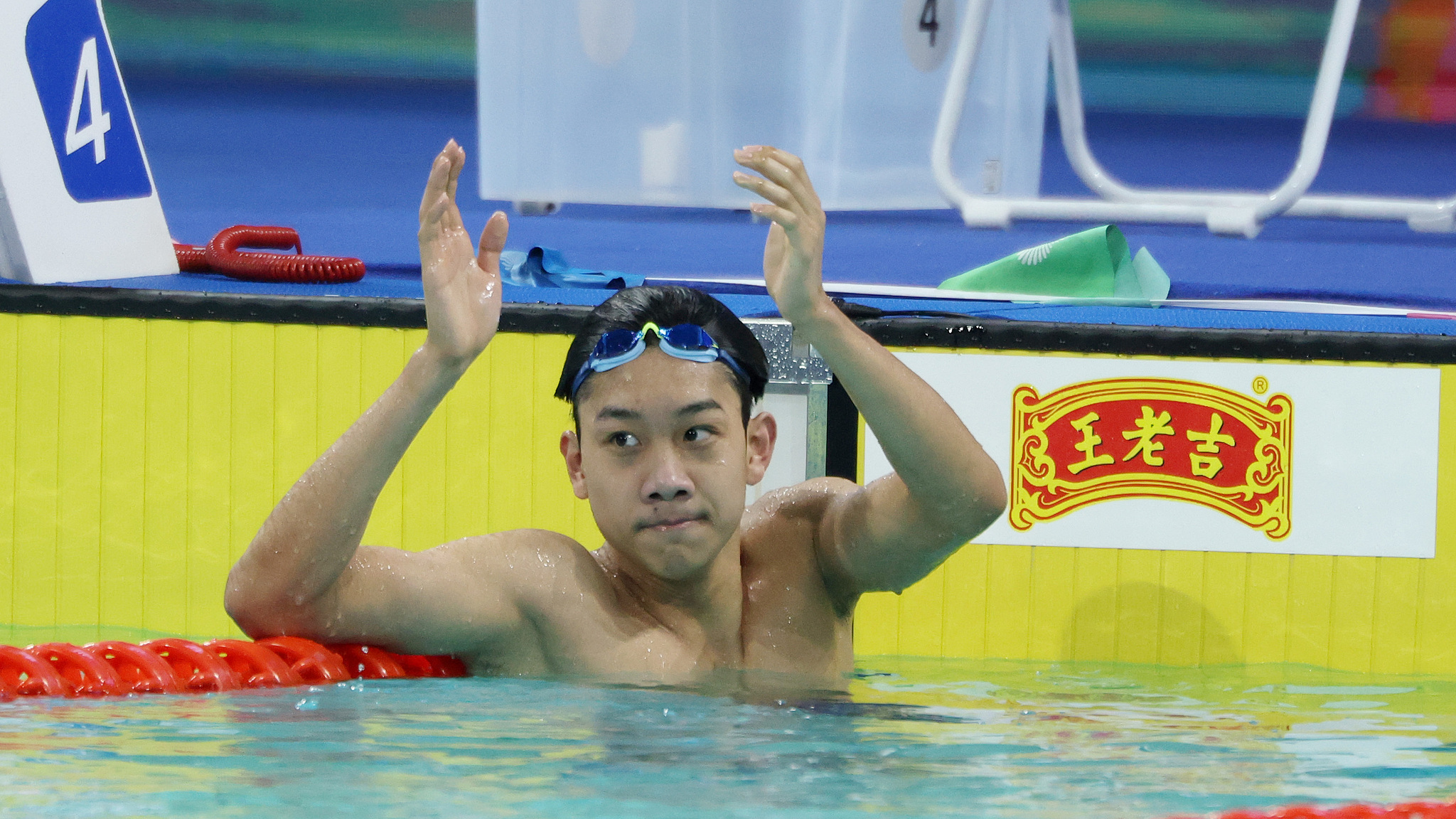 Zhang Zhanshuo wins his 3rd swimming gold medal at 15th National Games