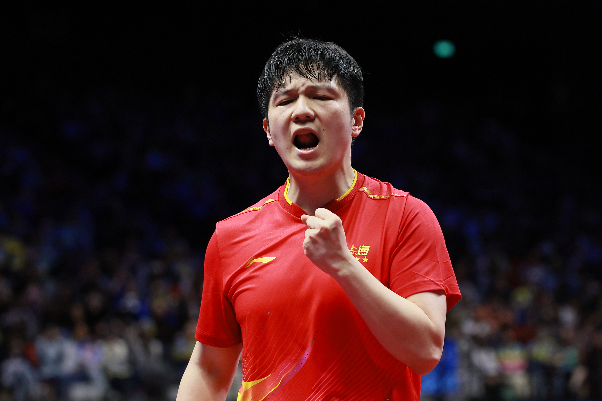 Gold medalist Fan Zhendong of Shanghai reacts after scoring a point against silver medalist Lin Shidong of Hainan in the men's singles table tennis final at China's 15th National Games in Macao SAR, November 16, 2025. /VCG