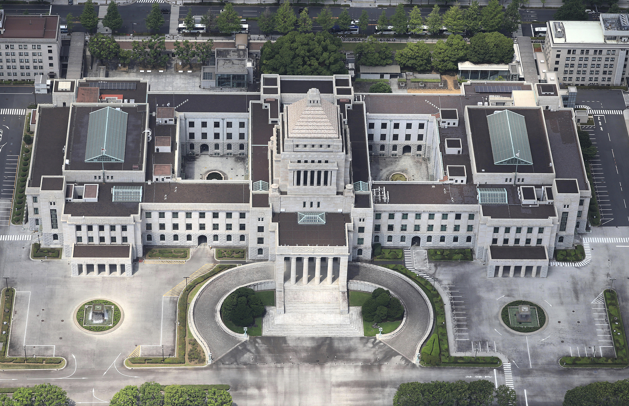 2025年7月3日,東京國會大廈的空拍照片。 / CFP