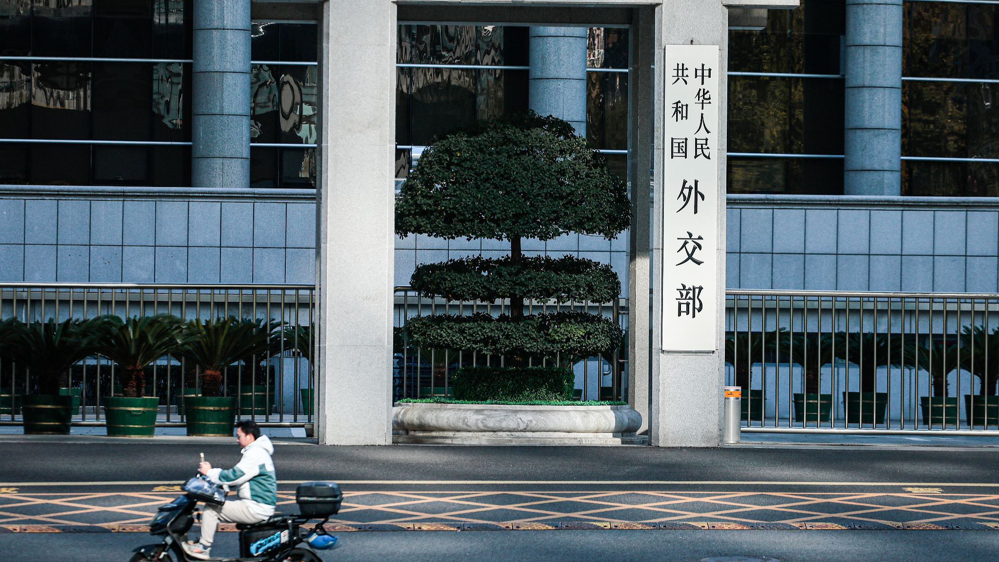 China rejects Japan's unjustified claim on coast guard patrol