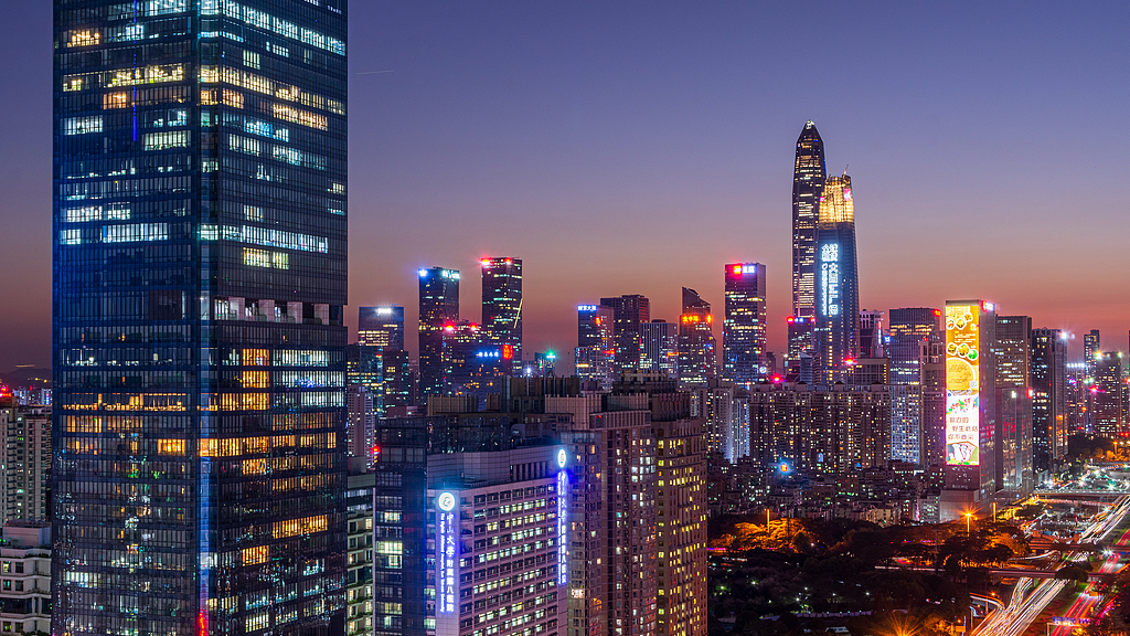 Live: Night view of Shenzhen, a dazzling city that never sleeps