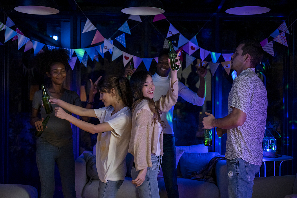 A jol is a common term used to reference a party, gathering or celebration. /VCG