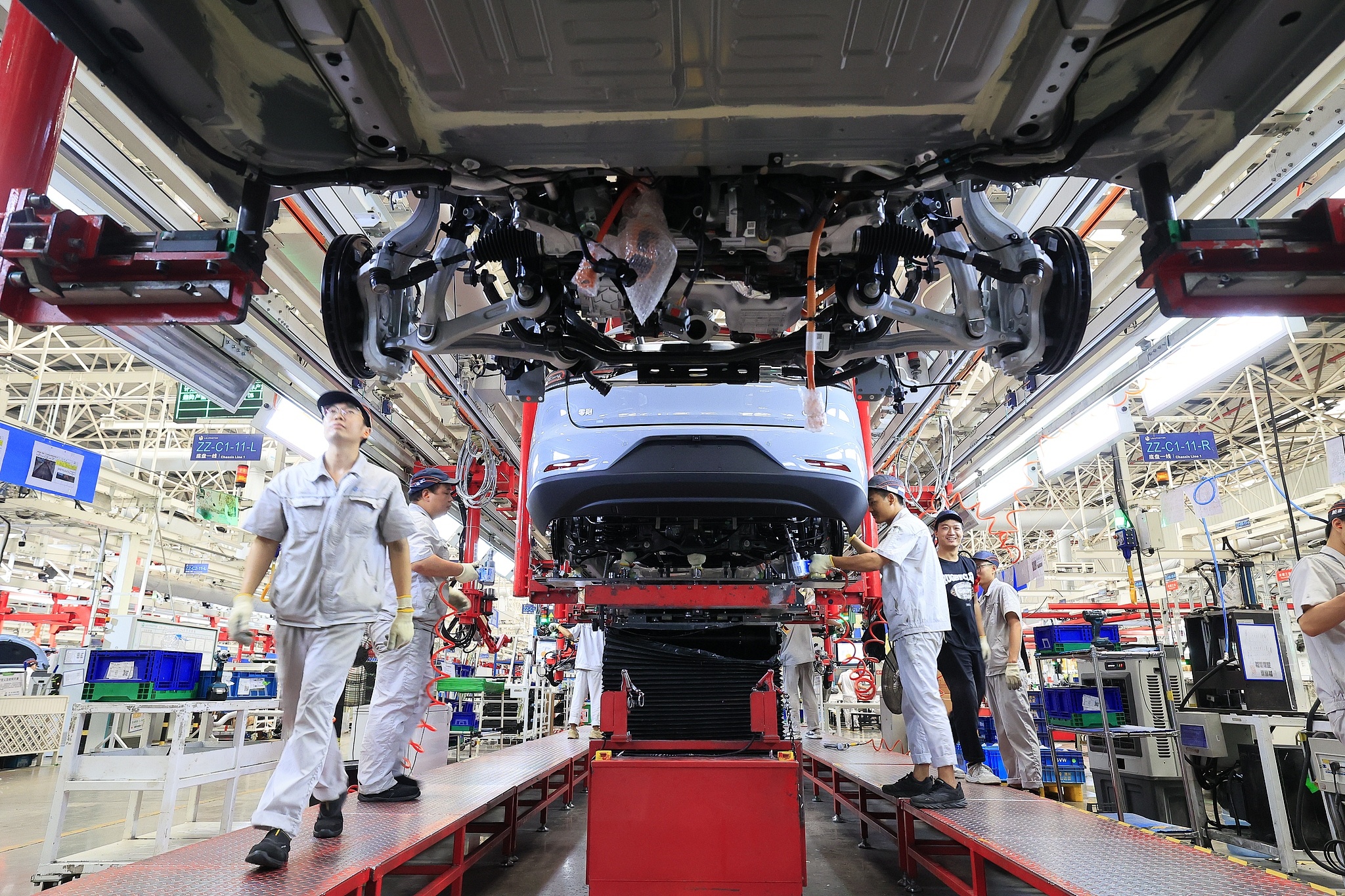 China's dual circulation strategy powers growth