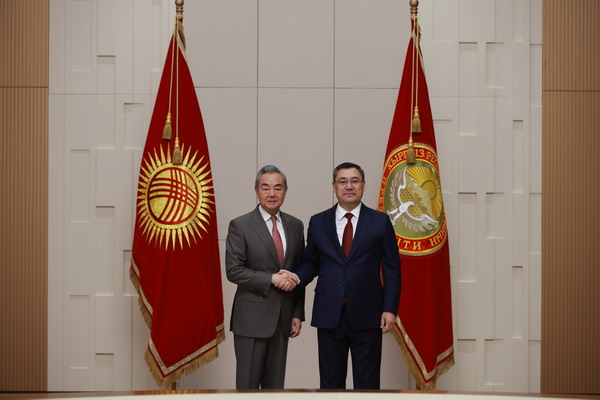 Kyrgyz President Sadyr Japarov meets with Chinese Foreign Minister Wang Yi, also a member of the Political Bureau of the Communist Party of China Central Committee, in Bishkek, Kyrgyzstan, November 19, 2025. /Chinese Foreign Ministry 