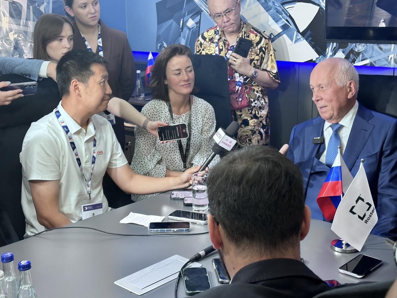 Rostec CEO Sergey Chemezov is interviewed by CMG reporter Li Xiang. /CMG