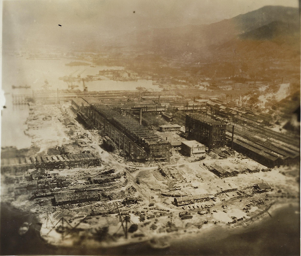 Aerial view of Japan's Hiroshima showing the city following the dropping of an atomic bomb during World War Two, 1945. /VCG