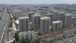 Shanghai flushes out chamber pots as urban renewal gathers pace