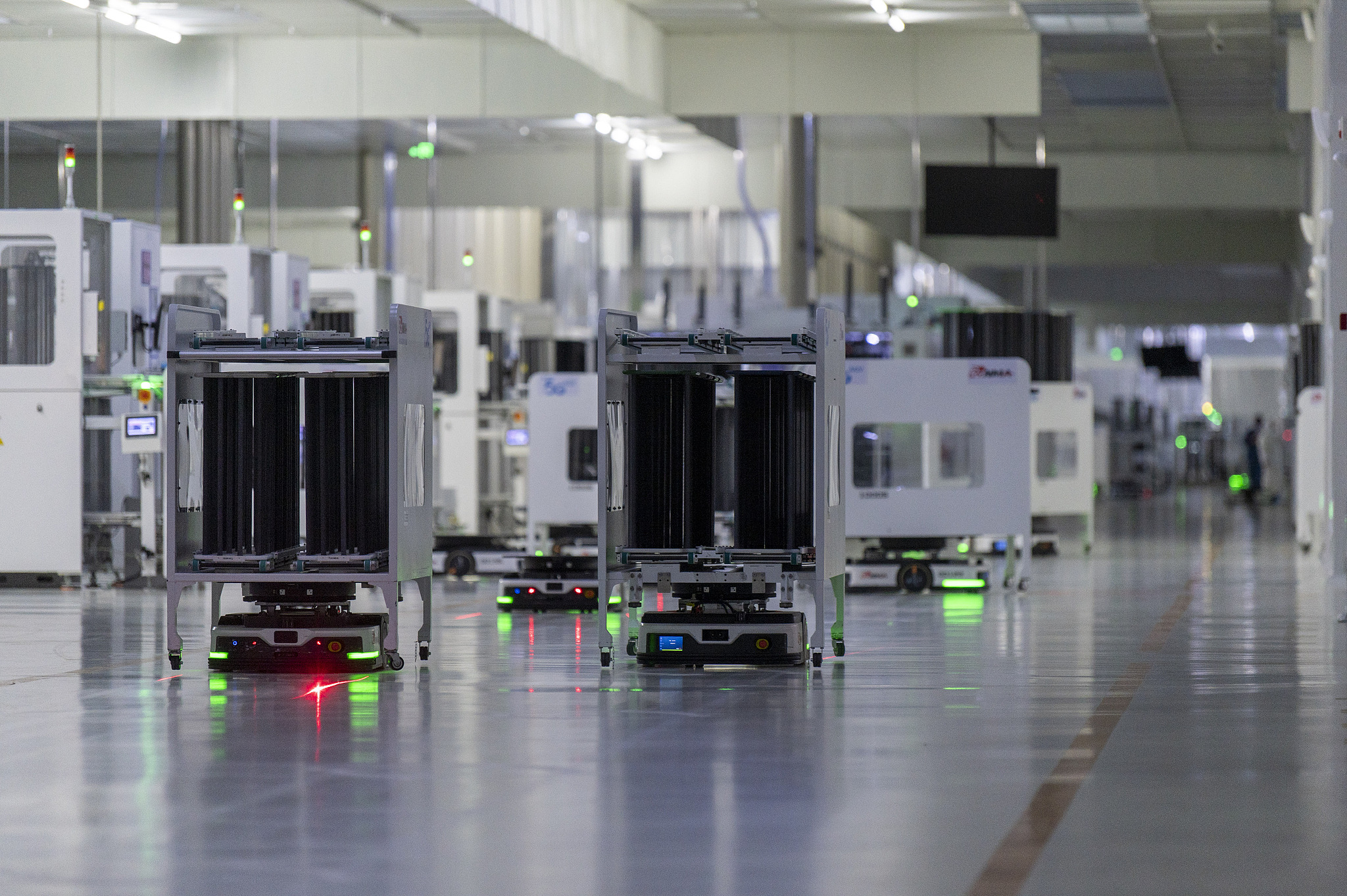 An intelligent production workshop of a technology company in Jinyi New District, Jinhua City, Zhejiang Province, China, October 9, 2025. /VCG