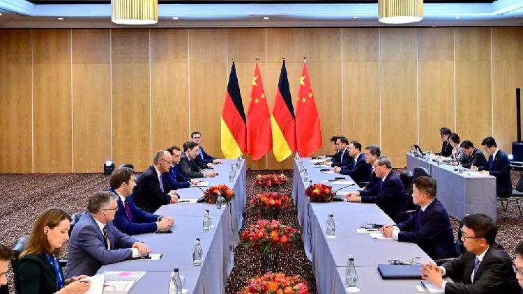Premier Li urges China, Germany to boost dialogue, address concerns