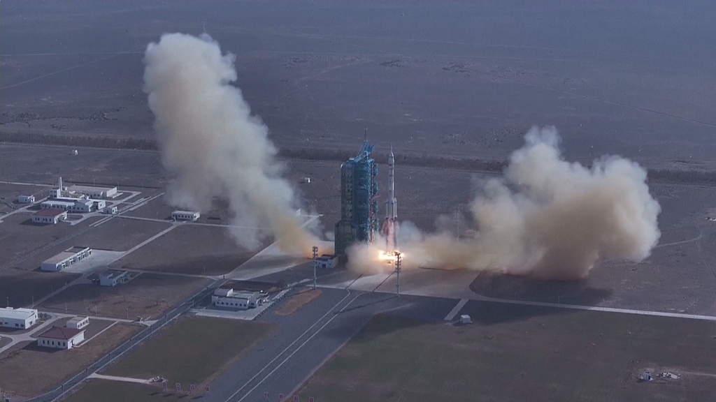 China announces successful launch of Shenzhou-22 spaceship