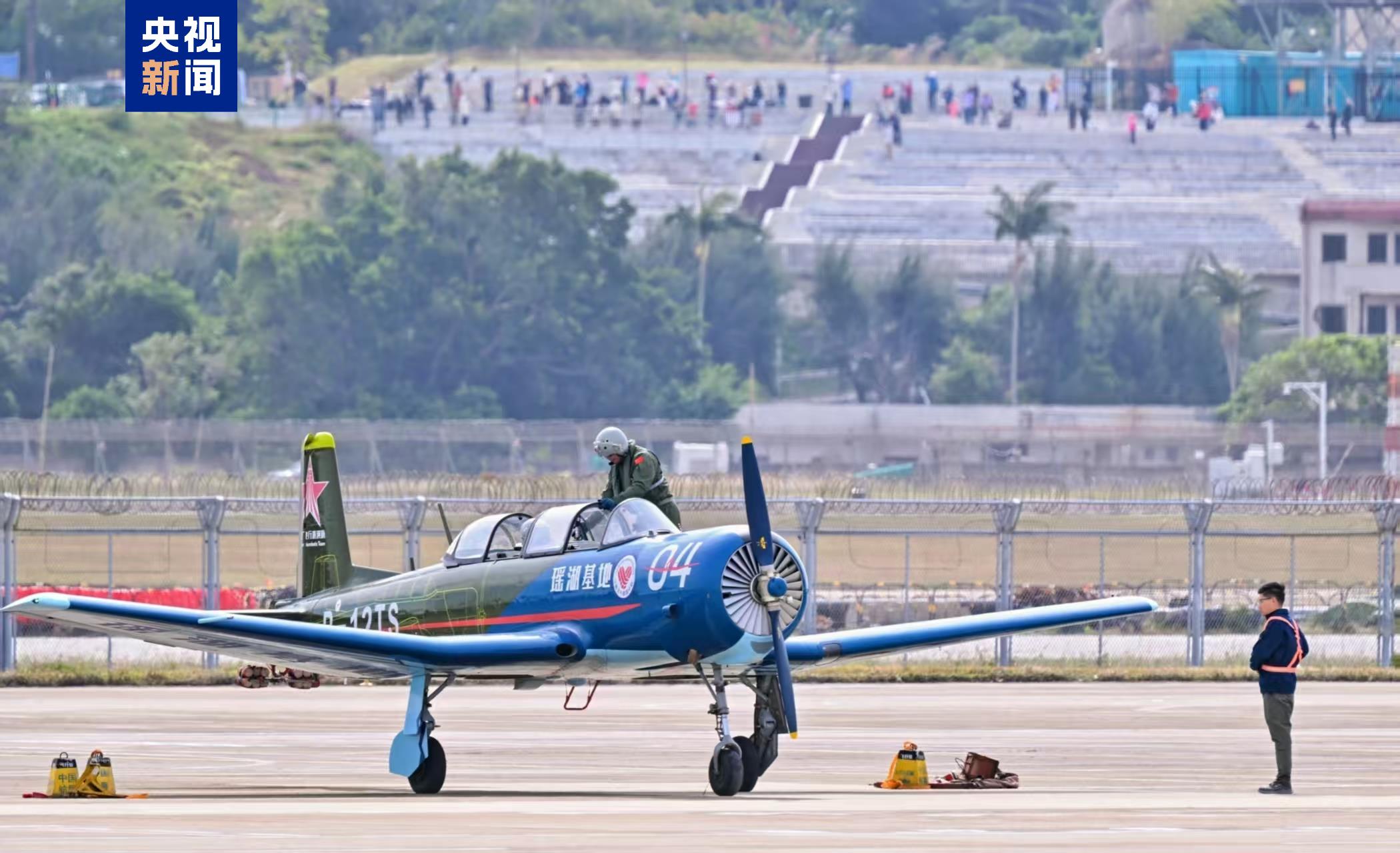 Planes park on the apron, Zhuhai, China. /CMG