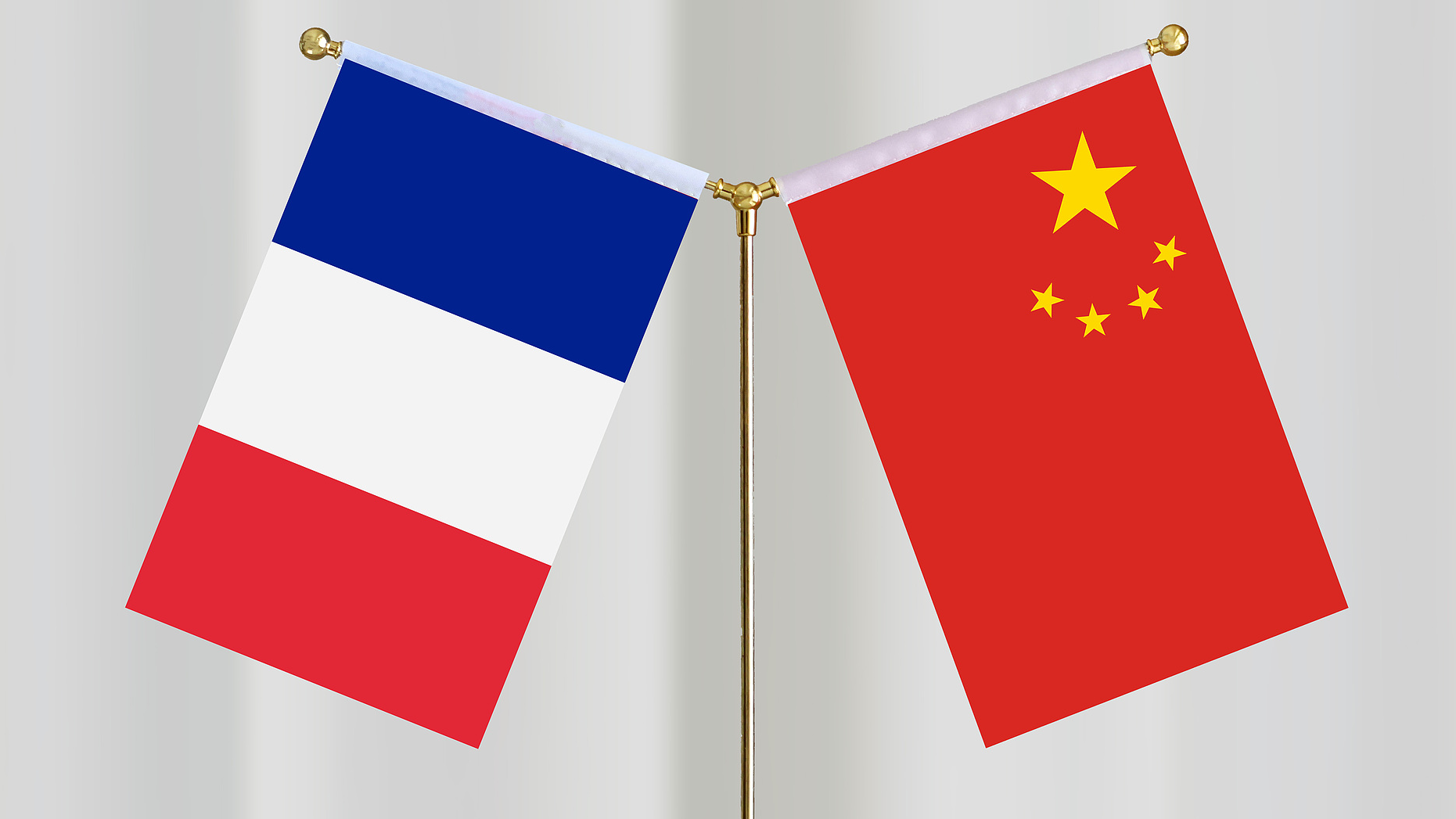 China hopes France promotes healthy development of China-EU relations