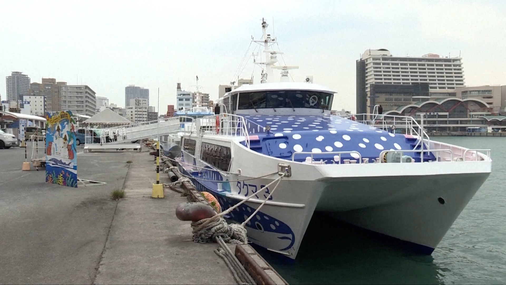 Okinawa tourism suffers as Chinese visitor numbers plunge