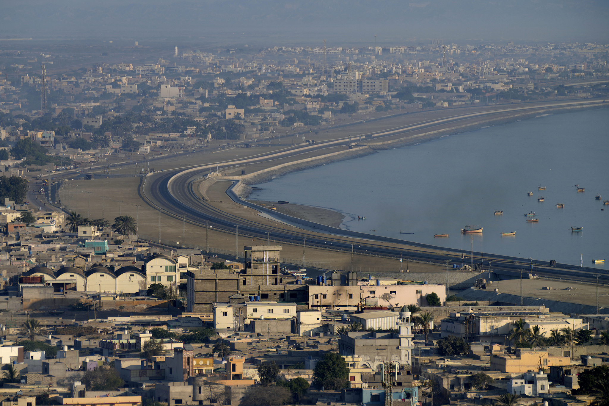 A view of the newly constructed highway connecting to Gwadar port, in southwest Pakistani province of Balochistan, on January 14, 2025. /VCG
